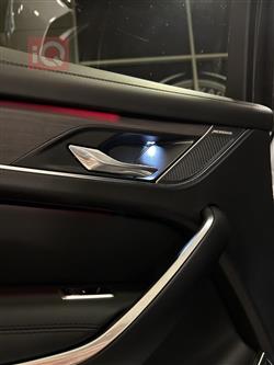 جاگوار F-Pace